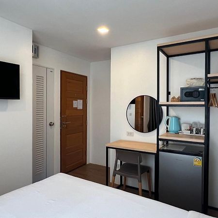 B3 House Hotel Камала Бийч Екстериор снимка