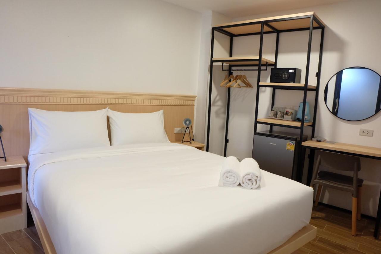 B3 House Hotel Камала Бийч Екстериор снимка
